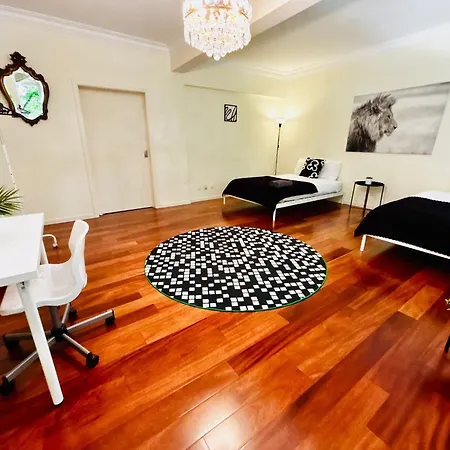ホステル Luxury In Centre Location *