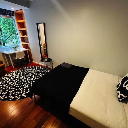 Luxury In Centre Location Hostel Lizbona