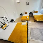 Luxury In Centre Location Albergue *