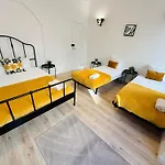 Luxury In Centre Location Albergue Lisboa