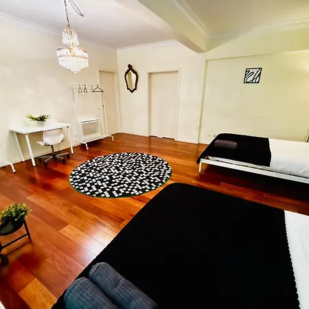 Luxury In Centre Location Hostel *